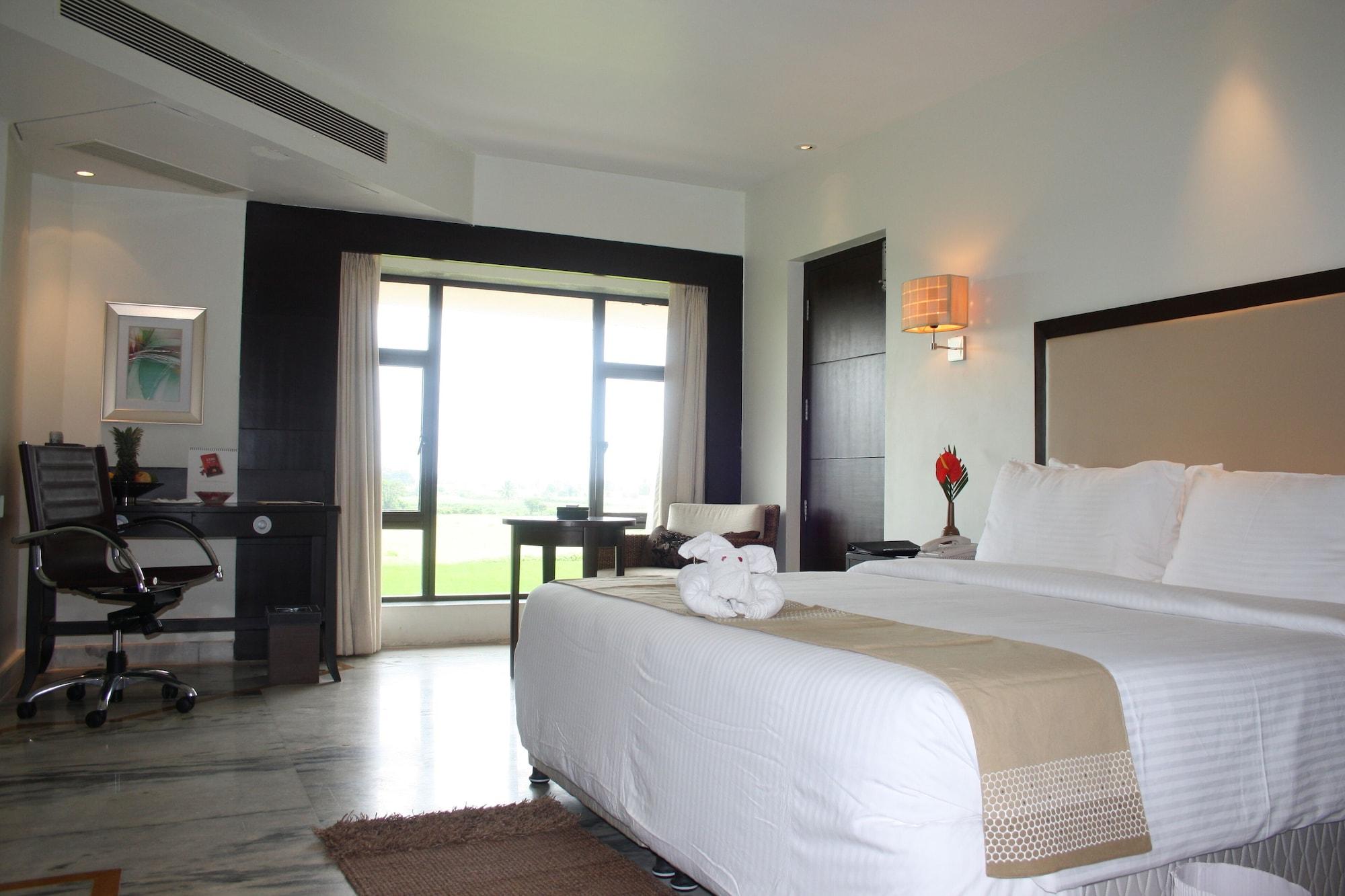 Royal Orchid Central Kireeti Hampi, Hospet Экстерьер фото