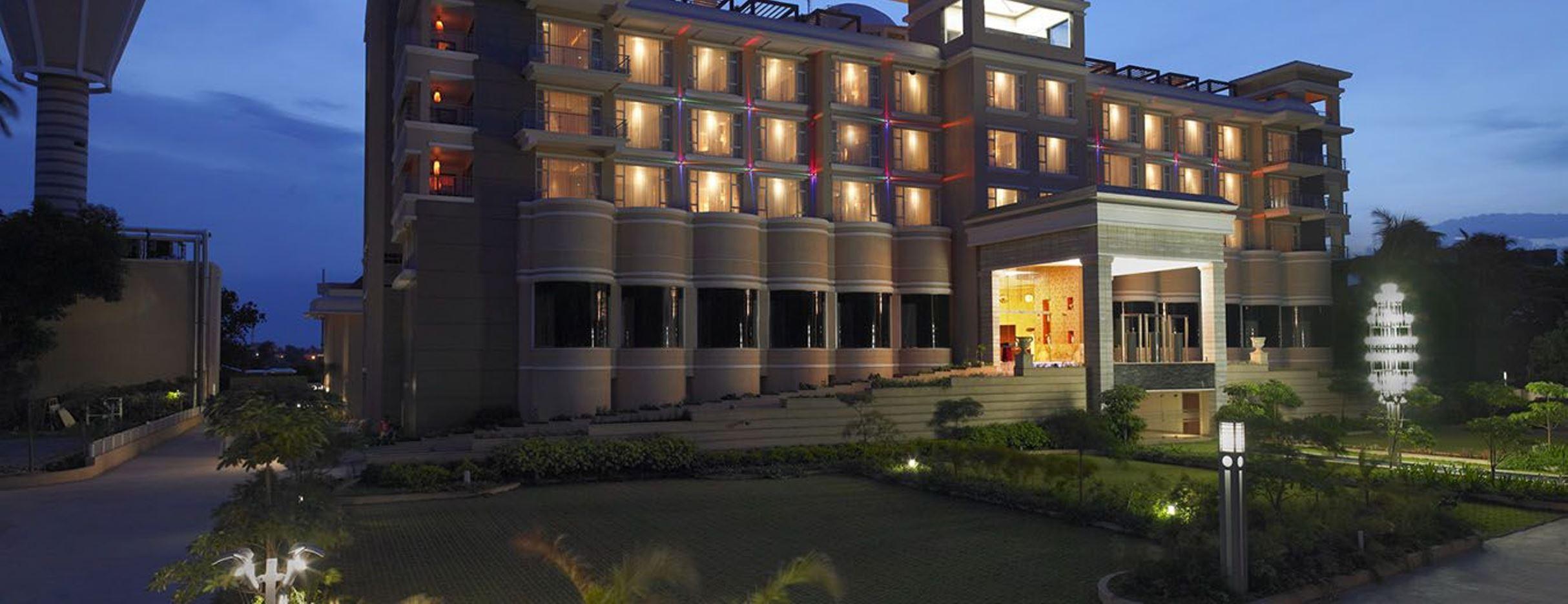 Royal Orchid Central Kireeti Hampi, Hospet Экстерьер фото