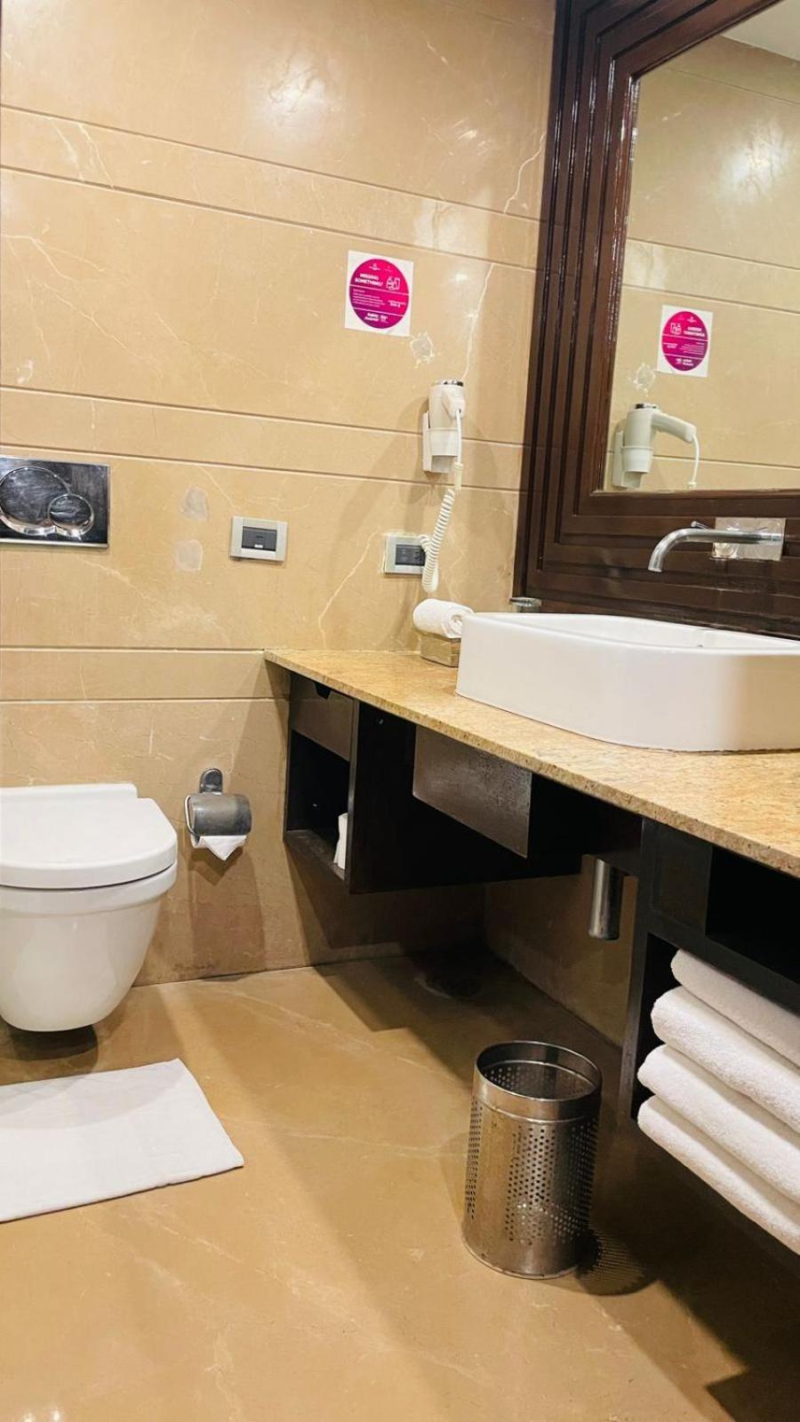Royal Orchid Central Kireeti Hampi, Hospet Экстерьер фото