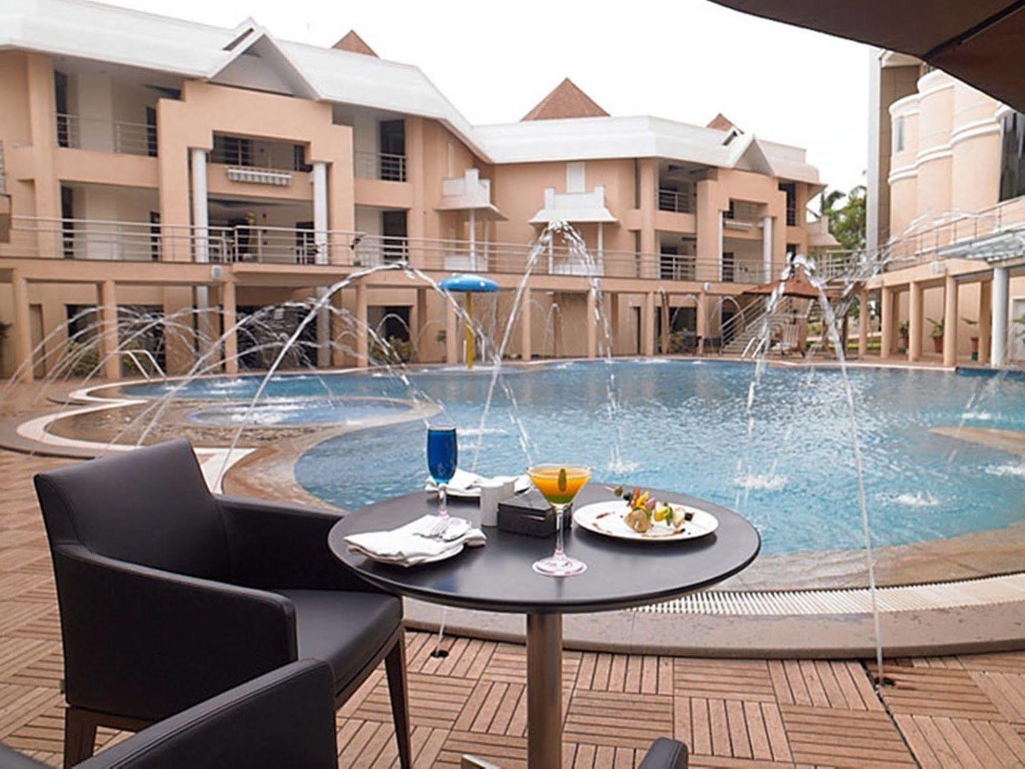 Royal Orchid Central Kireeti Hampi, Hospet Экстерьер фото
