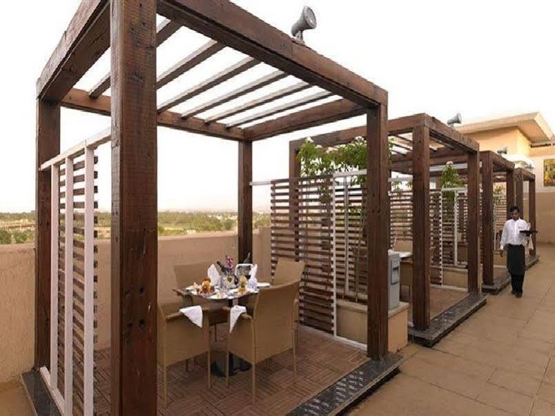 Royal Orchid Central Kireeti Hampi, Hospet Экстерьер фото